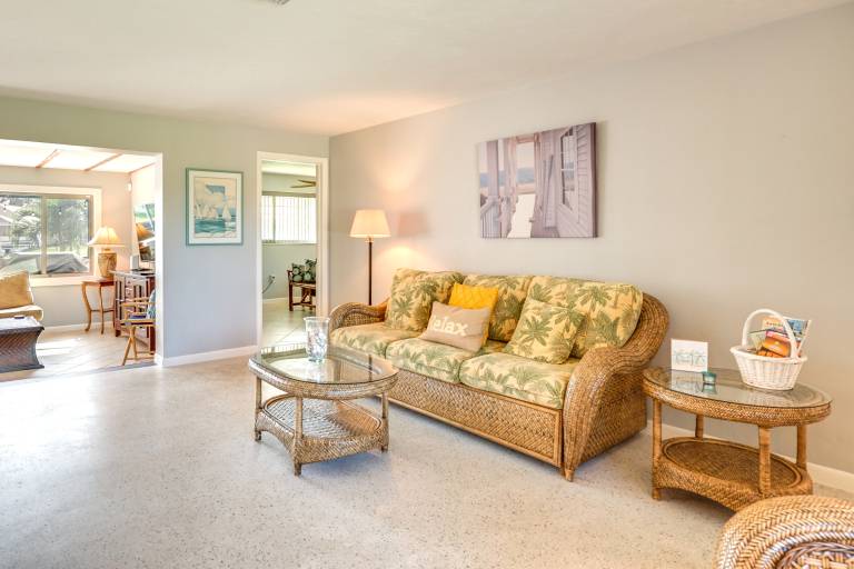 Private Dock & Lanai: Waterfront Cape Coral Home! — photo 5