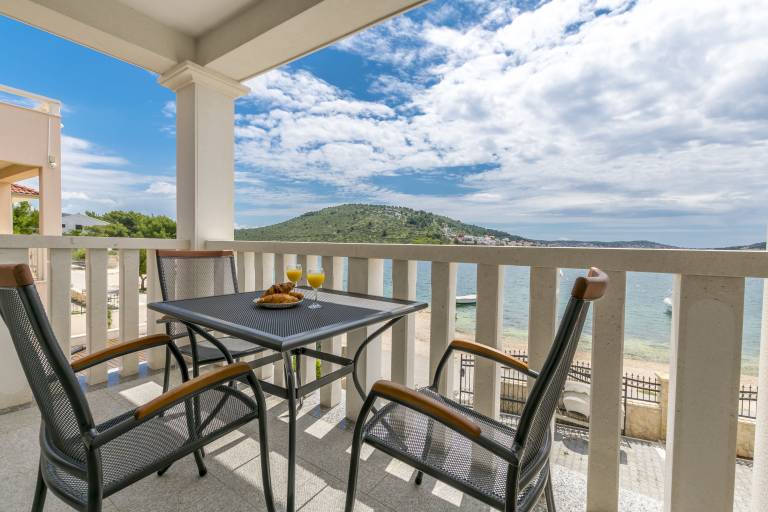 Apartma Rogoznica