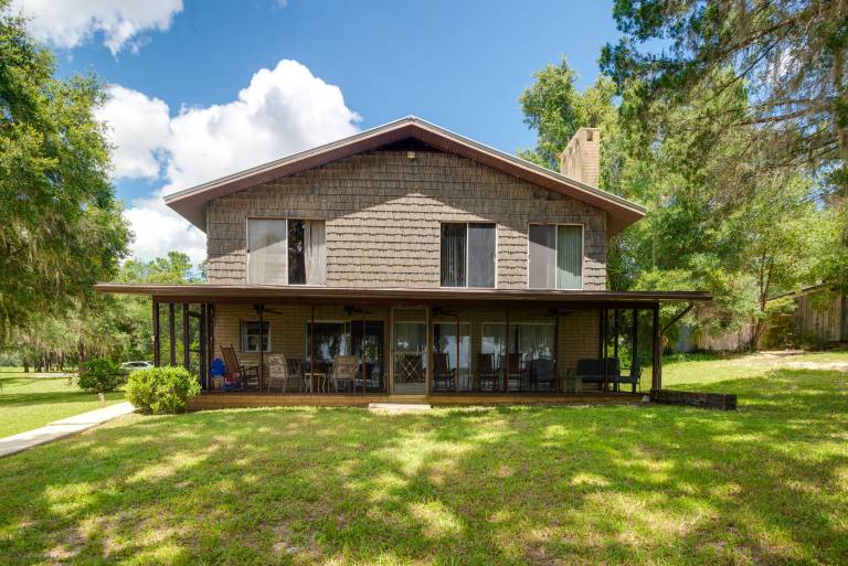 Lake Winnott Home w/ Boat Ramp & Dock — photo 2