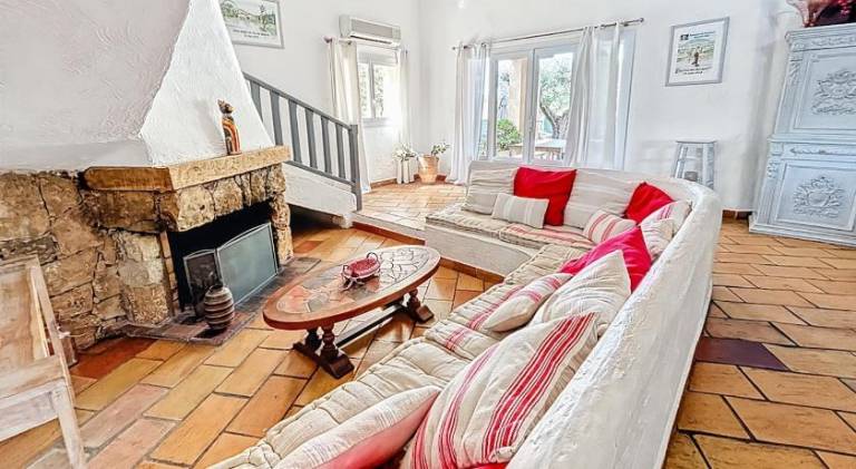 Charming villa with pool | Dogs allowed — photo 2