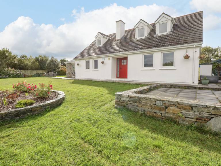 Cottage Tully More