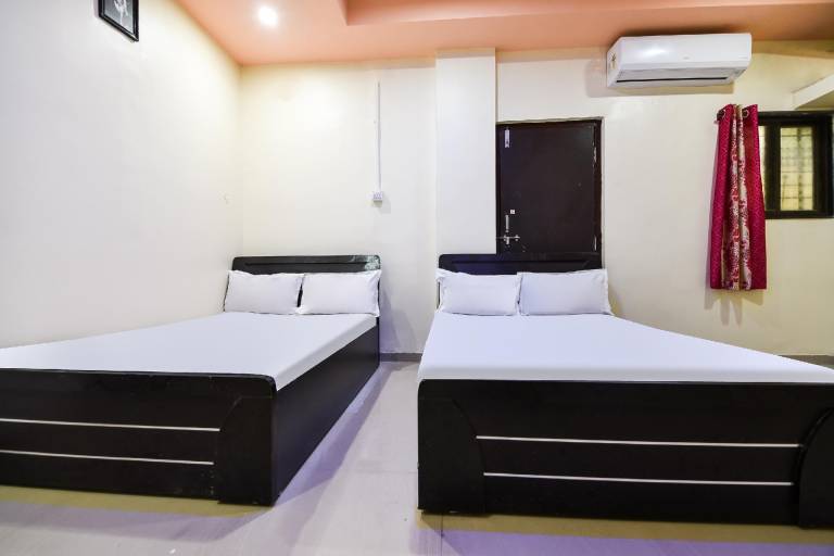 Bed and breakfast Shirdi