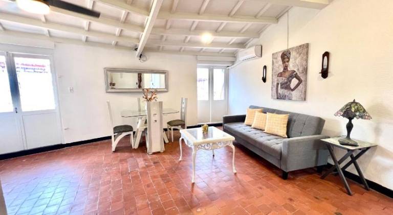 Rental apartment with terrace | Next to Puerta del Reloj | Close to the beach | Pet-friendly — photo 4