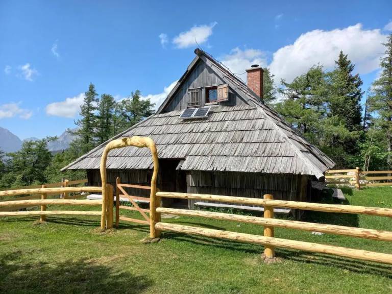 hiša Velika Planina
