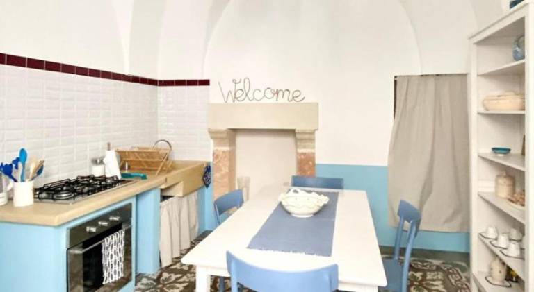 House with 2 rooms for 6 persons — photo 4