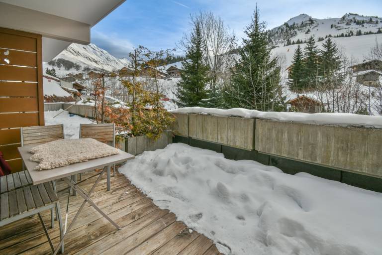 Family-oriented wonderful rental apartment with terrace | Mountain view | Close to the ski | Dogs allowed — photo 3