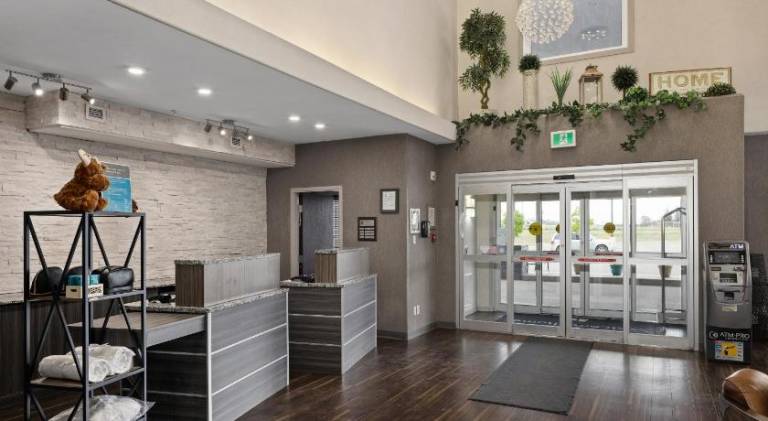 Home Inn & Suites Saskatoon South — photo 5