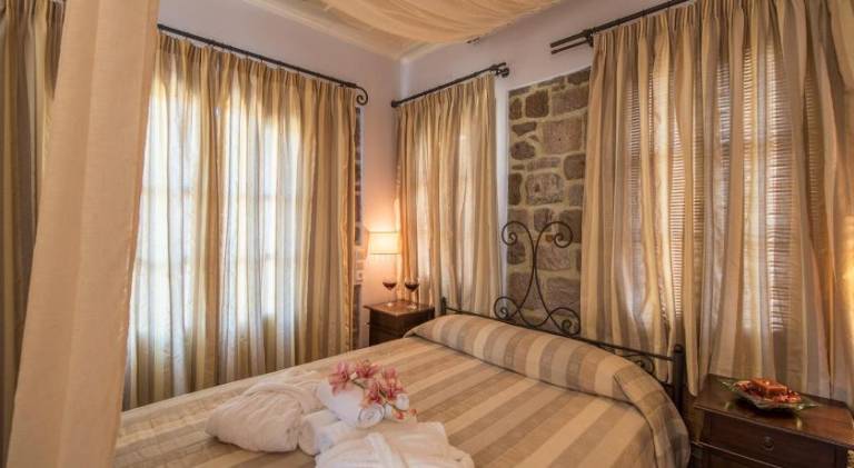 Nice serviced apartment with patio, pool & yard | Beach nearby | Pet-friendly — photo 2