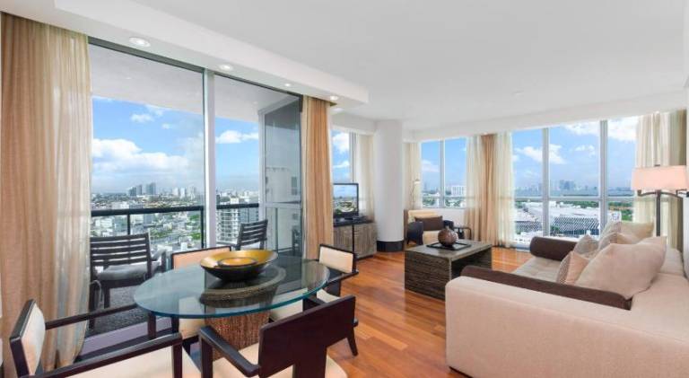 Beautiful holiday apartment with jacuzzi | Close to Miami Beach Botanical Garden | Beach nearby | Pets are welcome — photo 2