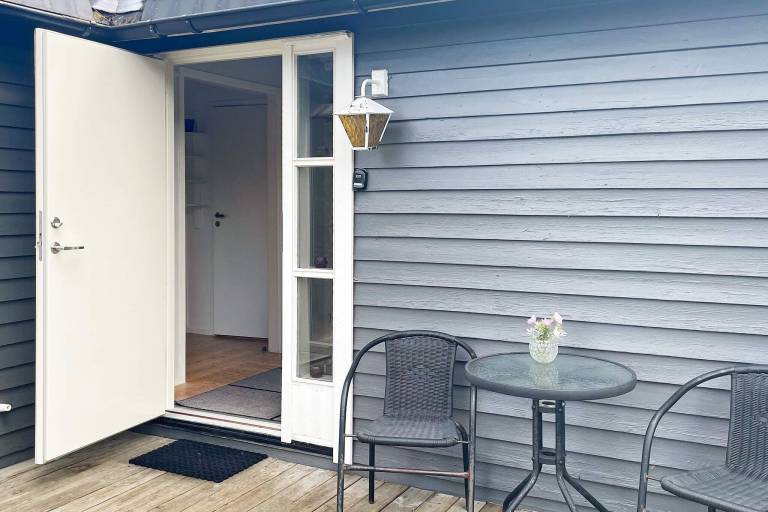 Vacation home with BBQ & terrace — photo 5