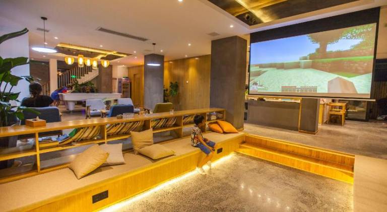 Tianmen Boutique Hotel-Free pickup-English services-Near the Tianmen Cableway — photo 5