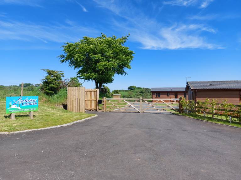 2 Bedroom Sleeps 4 Lodge-Smart Tv-Hot tub-Dogs Ok — photo 2
