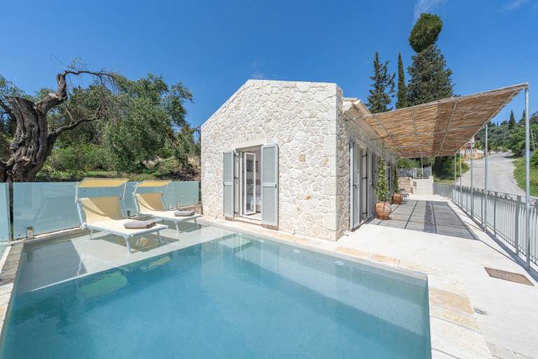 Villa 'The Olive Yard' with Mountain View, Wi-Fi and Air Conditioning — photo 2