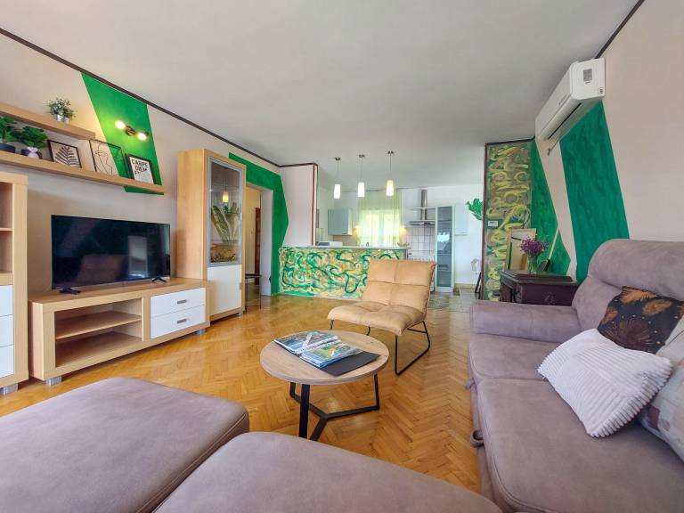 Fully equipped holiday apartment with garden | Sea view | Close to the beach | Pet-friendly — photo 2