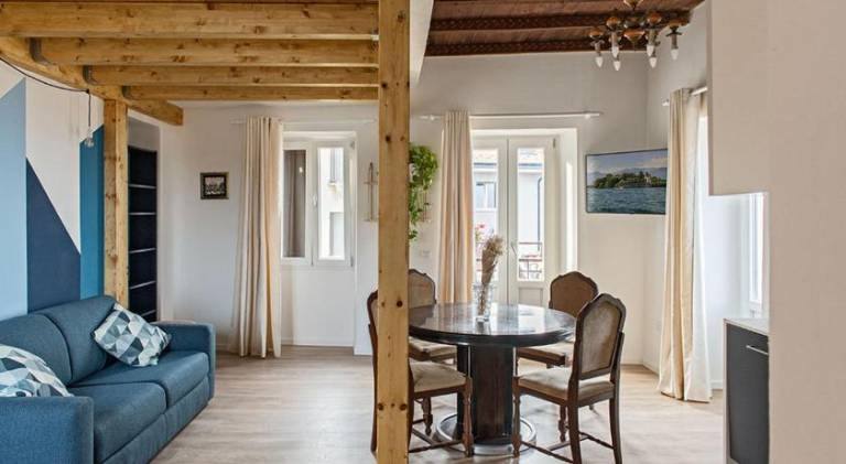 Apartment with 1 room for 4 persons in Stresa