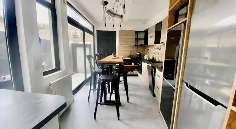Rental apartment with 5 rooms for 10 persons — photo 3