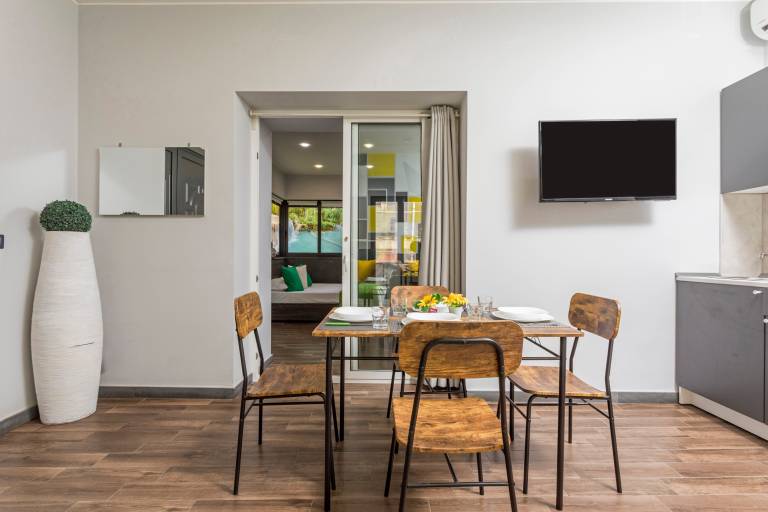 Rental apartment with terrace, sauna & fast internet | Next to Monastery of San Nicolò l'Arena | City view | Perfect for remote work — photo 5