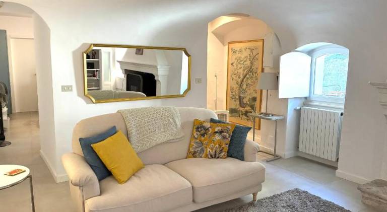 House with 3 rooms for 6 persons in L'Aquila