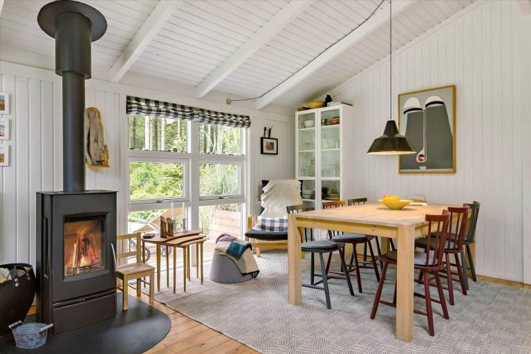 Nice vacation home with patio & grill | Dogs allowed — photo 4
