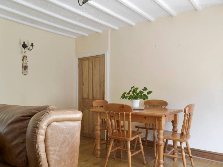 Child-friendly charming cottage with garden | Pets allowed — photo 3