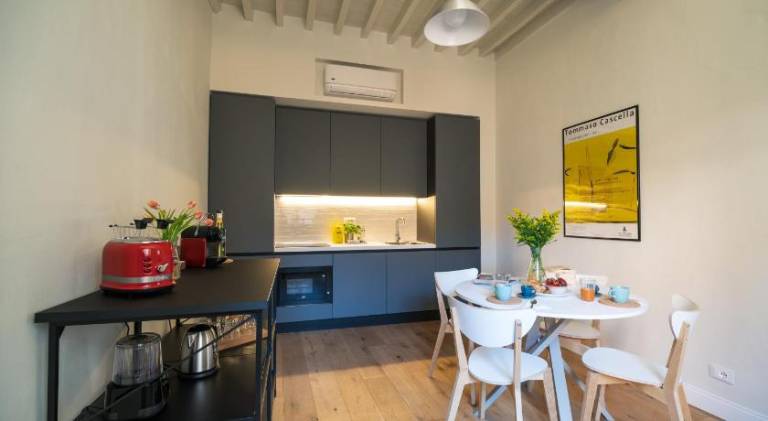 Rental apartment with 2 rooms for 6 persons — photo 4
