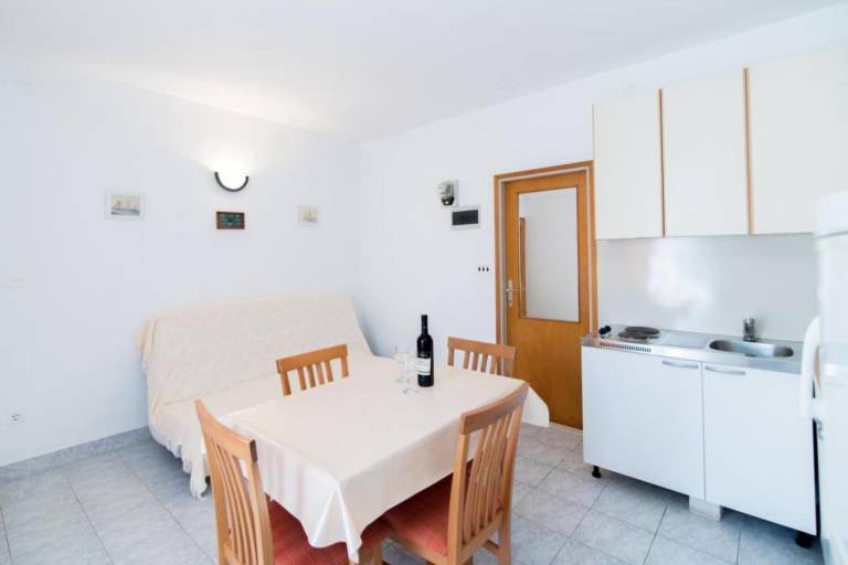 Holiday apartment with patio | Sea view | Dogs allowed — photo 4