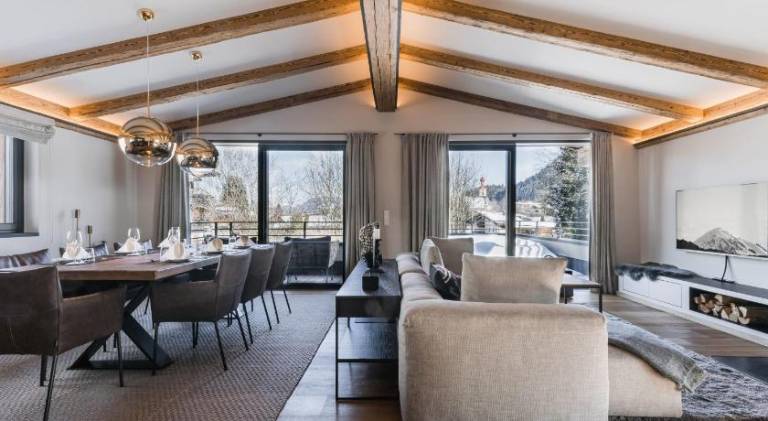 Genießen Sie Bergblick & Sauna im modernen Chalet in Kitzbuhel