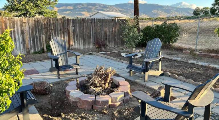 Fully equipped ample house with BBQ, garden & terrace | Pets are welcome — photo 4