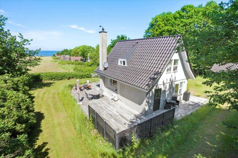 Fully equipped house with terrace, garden & barbeque | Sea view | Pets allowed — photo 2