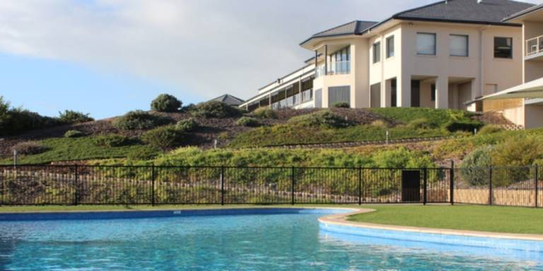 Motel  Normanville