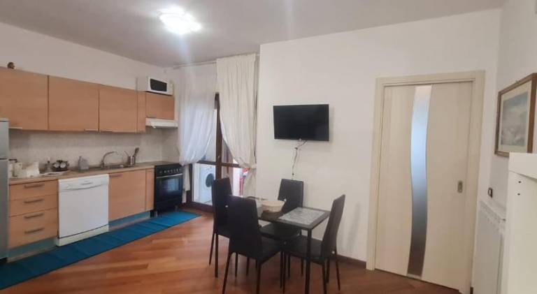 Apartment with patio | Pets are welcome — photo 3