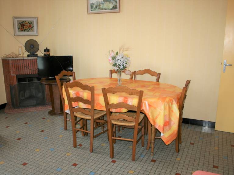Pleasant vacation home with garden | Close to the beach | Dogs allowed — photo 3