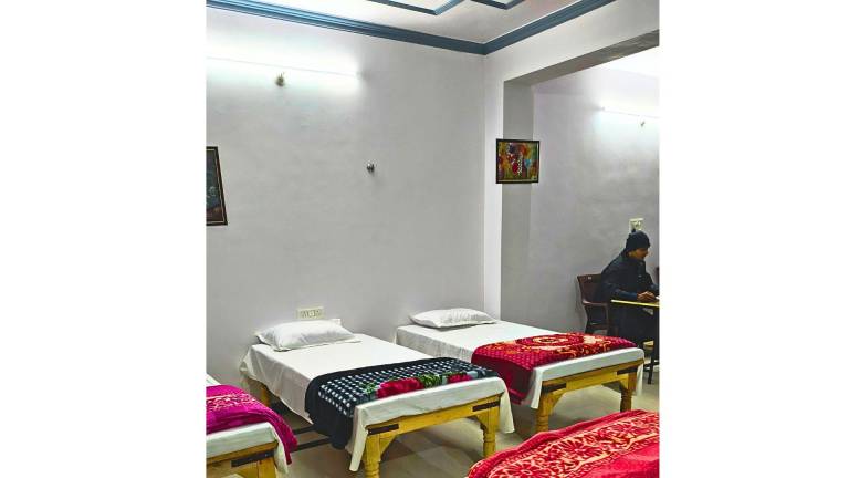 Bed and breakfast  Kalindipuram