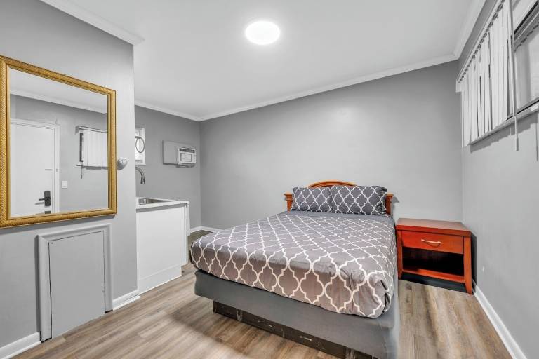 Apartment  Woodhaven