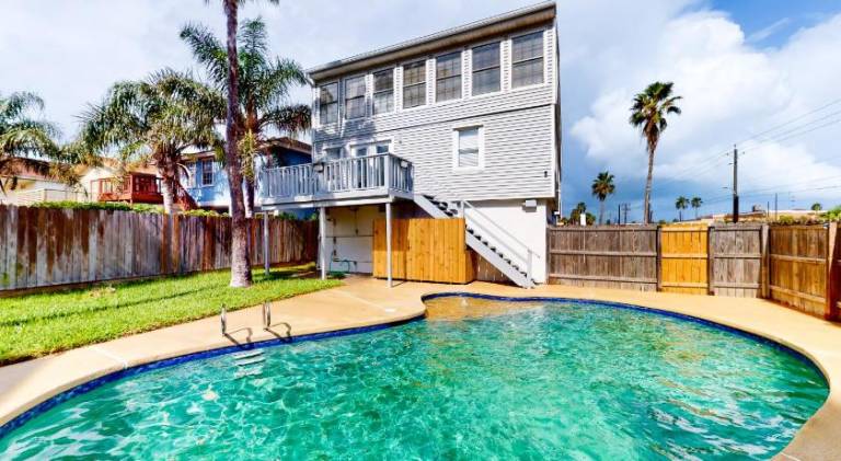 House with barbecue & private pool | Pets allowed in South Padre Island, TX