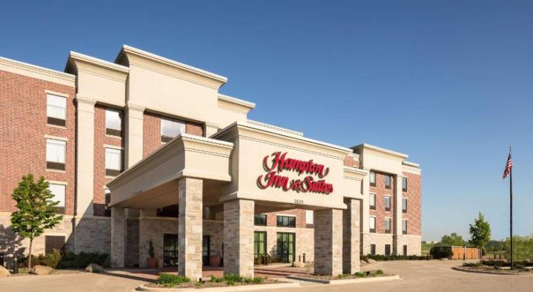 Hampton Inn & Suites Grafton — photo 5