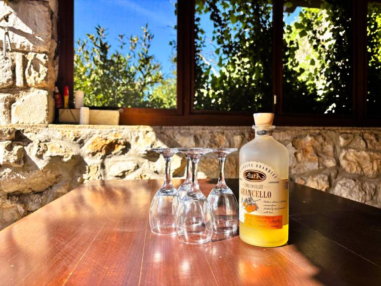 Ferienhaus in Cres für max. 6 Personen, Ferienhaus in Cres für max. 6 Personen,
