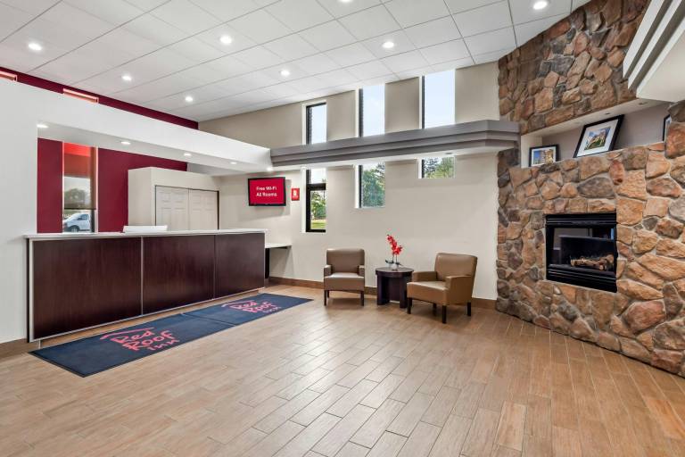 Red Roof Inn Ann Arbor - U of Michigan South — photo 2