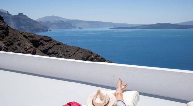 Villa with 2 rooms for 4 persons in Santorini