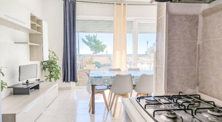 Apartment with 2 rooms for 5 persons — photo 3
