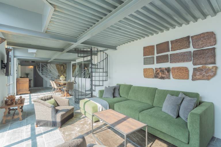 Villa with terrace, hot tub & yard | Panoramic view — photo 4