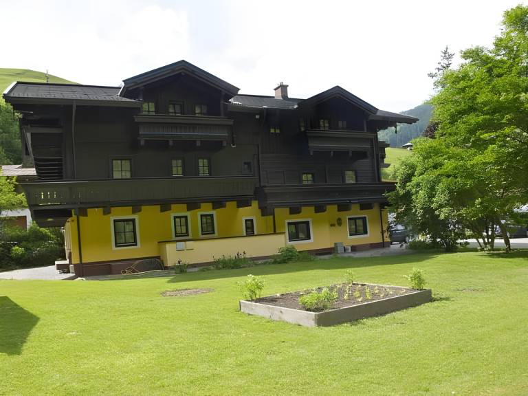 Pension Lederergutl - Jokercard & Parkplatz inkl in Saalbach-Hinterglemm