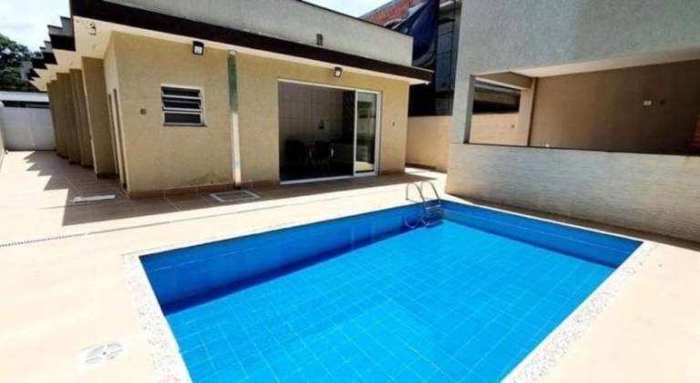 Nice vacation home with pool | Pets allowed in Bertioga