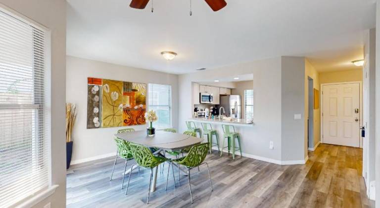 Charming vacation home | Pet-friendly — photo 2