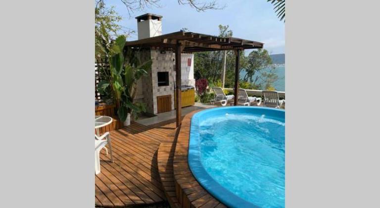 Holiday apartment with hot tub & pool — photo 3