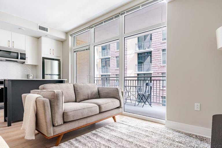 Apartment  Chevy Chase