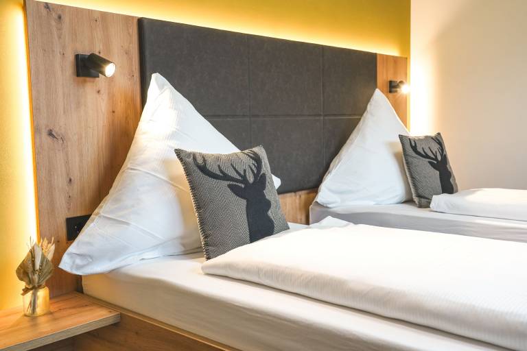 Ferienwohnung 58qm Balkon 2 Schlafzimmer max 6 Personen