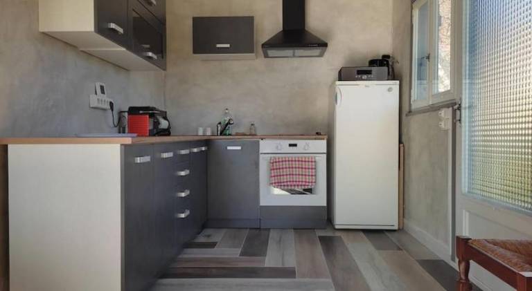 Chalet with 2 rooms for 7 persons — photo 4