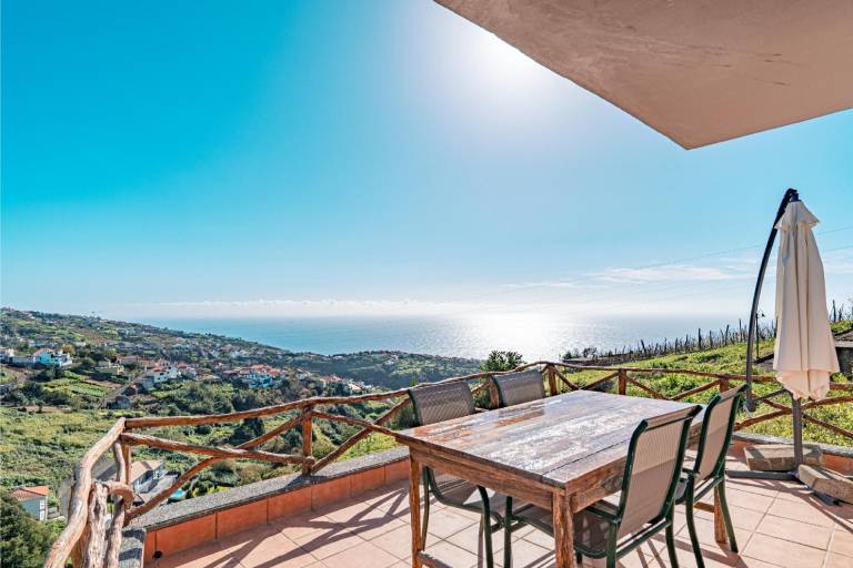 House Estreito da Calheta