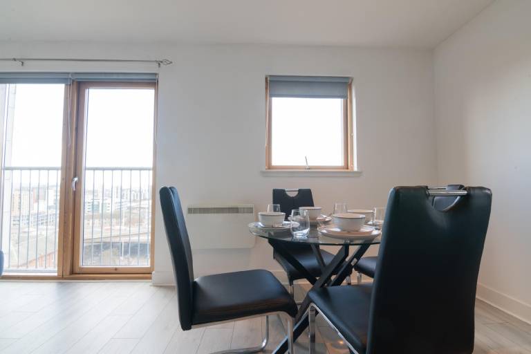 Lovely holiday apartment with garden | Near The Lighthouse | Dogs allowed — photo 4